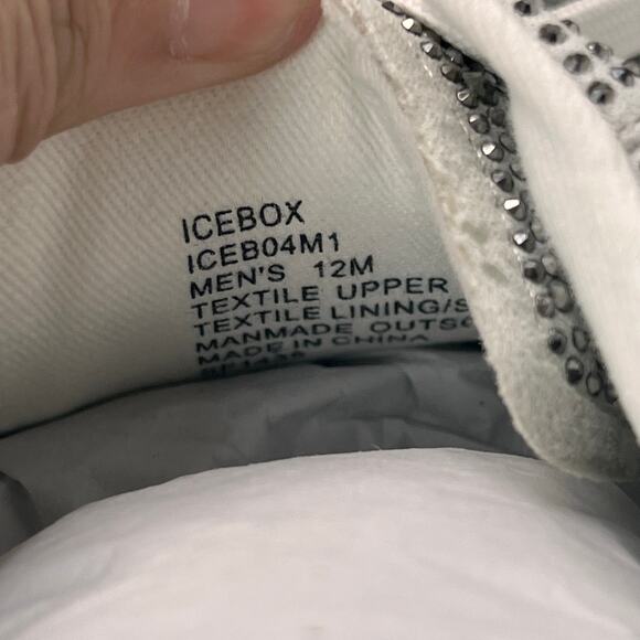 Steve Madden Icebox Jeweled Sneakers Beaded Silver Multi Women's 12M Tried On - Picture 8 of 9